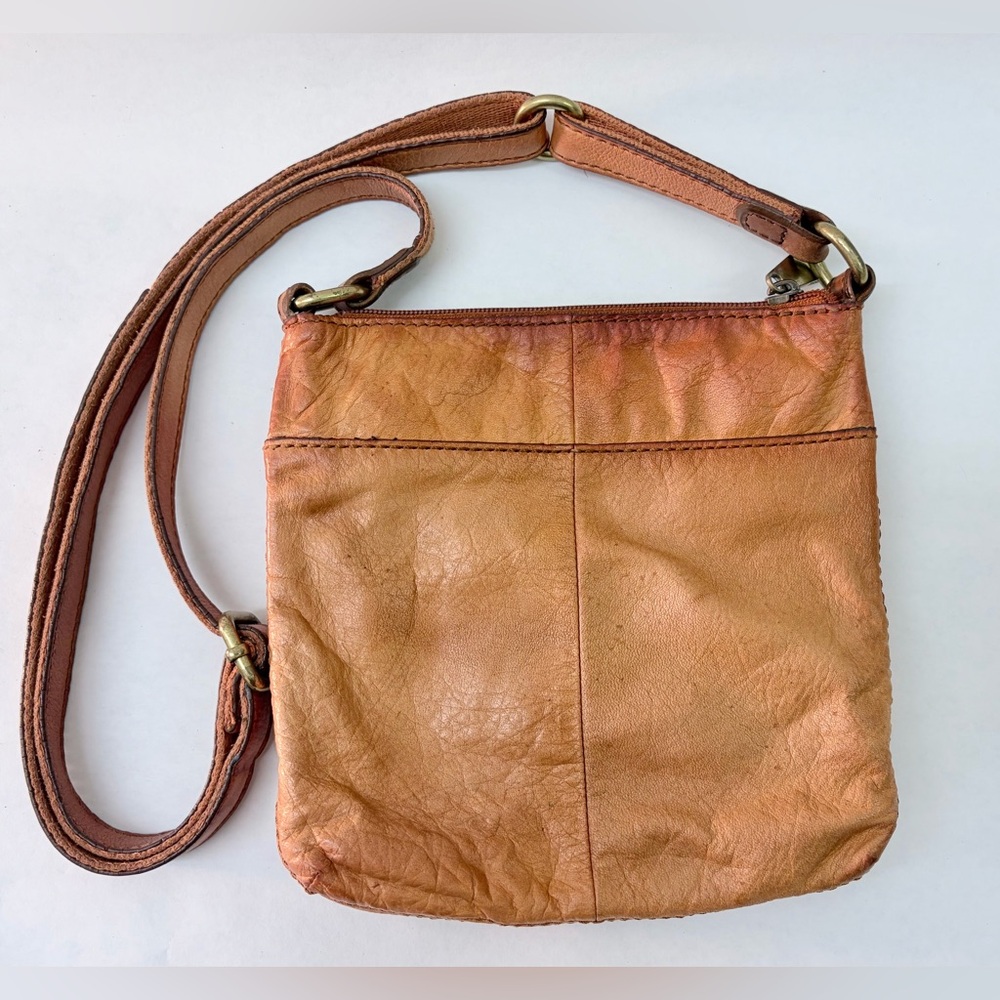 Fossil Brown Pebbled Leather Crossbody Bag Small Zip Pocket Adjustable Strap - Picture 3 of 11